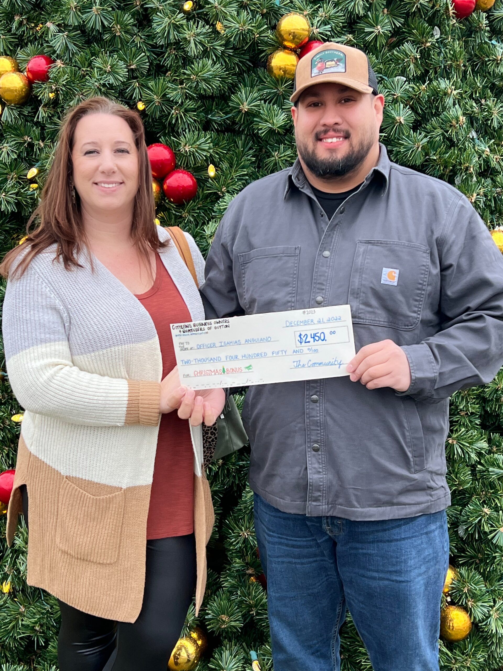 Community Steps Up for Officer After City of Guyton Grinches His