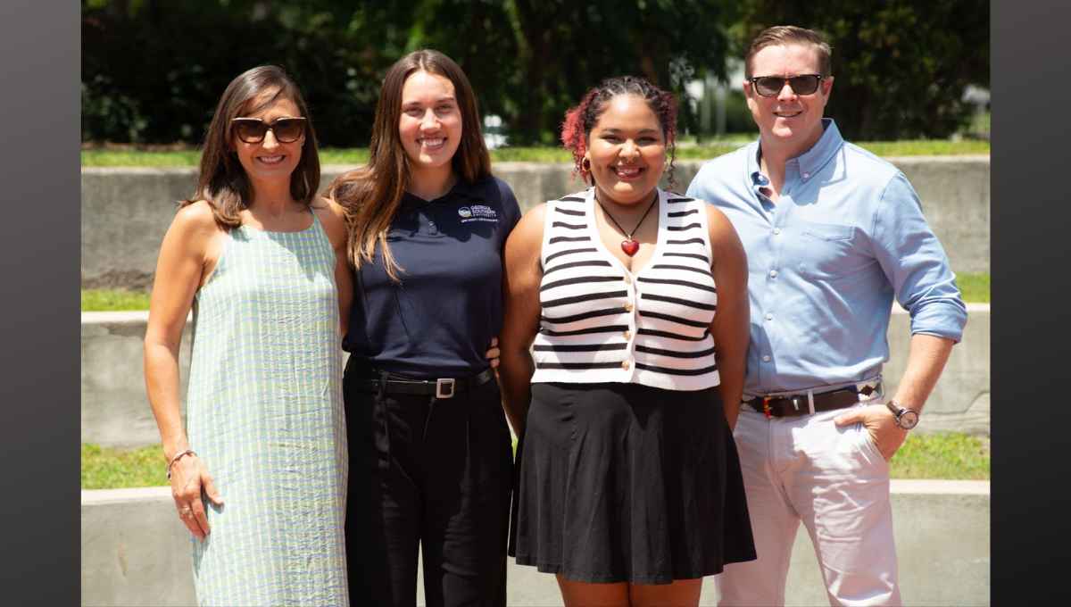 Student apprenticeship program provides support for Hispanic Outreach Center