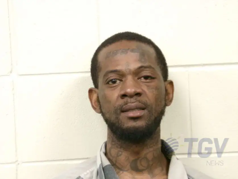 LEE, JAVONTAE ZUITON