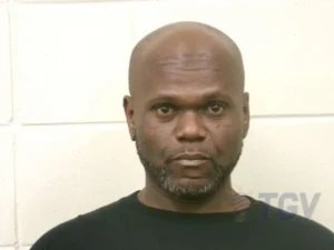 Booking photo for BROWN, DOMINIC JOVAN on 4/7/2026