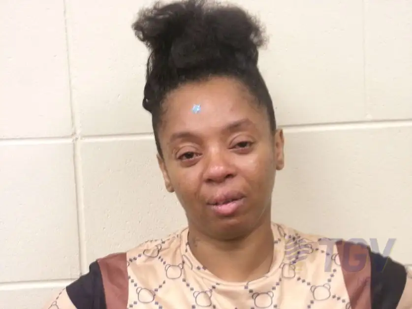 DIXON, ARYSIA SHANE