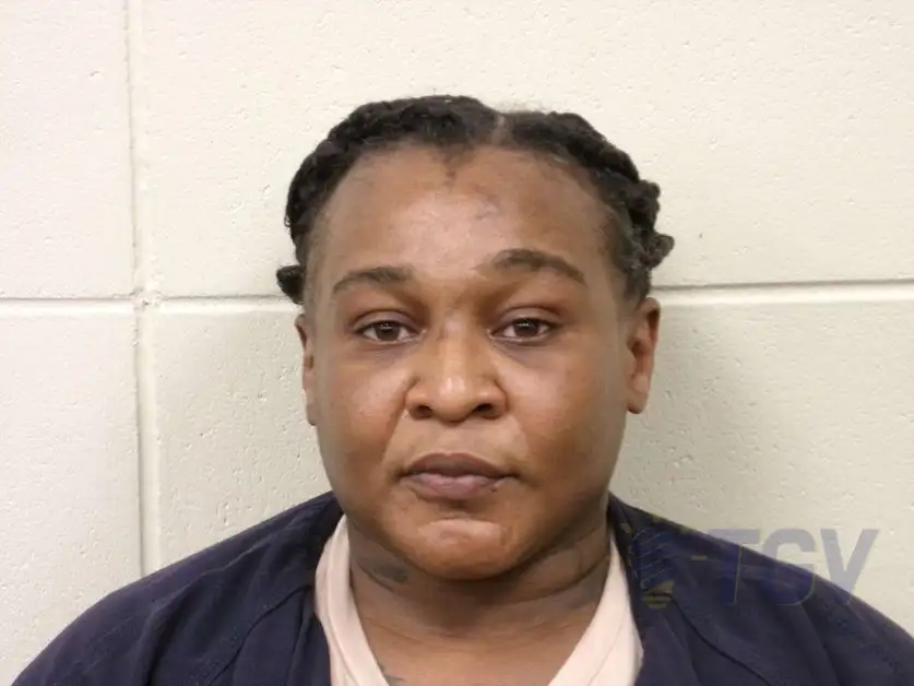 DRUMMER, PERDTHIA DIONNE
