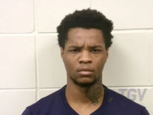 Booking photo for MOORE, DEMONTRE MACARI on 9/25/2026