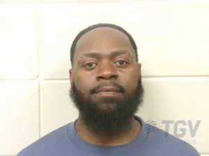 Booking photo for ROBERTS, DAVEION GERNARD on 9/26/2026